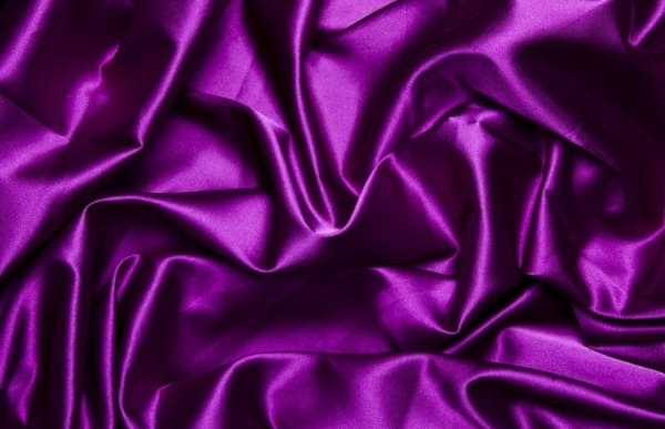 Фиолетовый является очень красивым цветом