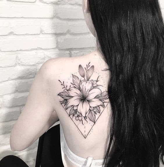 Татуировка лилия фото