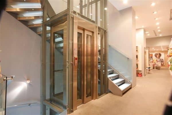 Прозрачный лифт